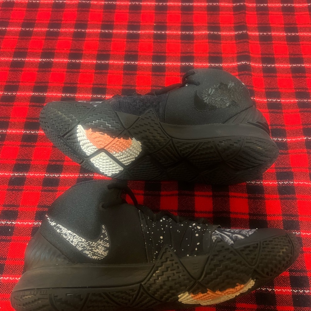 Nike Kyrie what the S2 Black and Gray Athletic Shoes - Picture 2 of 6